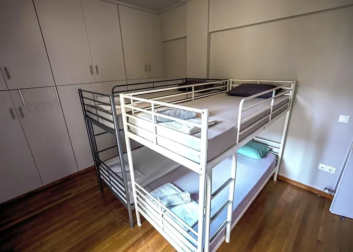 Economy Shared Apartment A In Central Athens